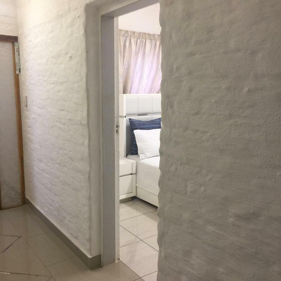 Patzerella'S Cozy Nest Hotel Krugersdorp Ngoại thất bức ảnh